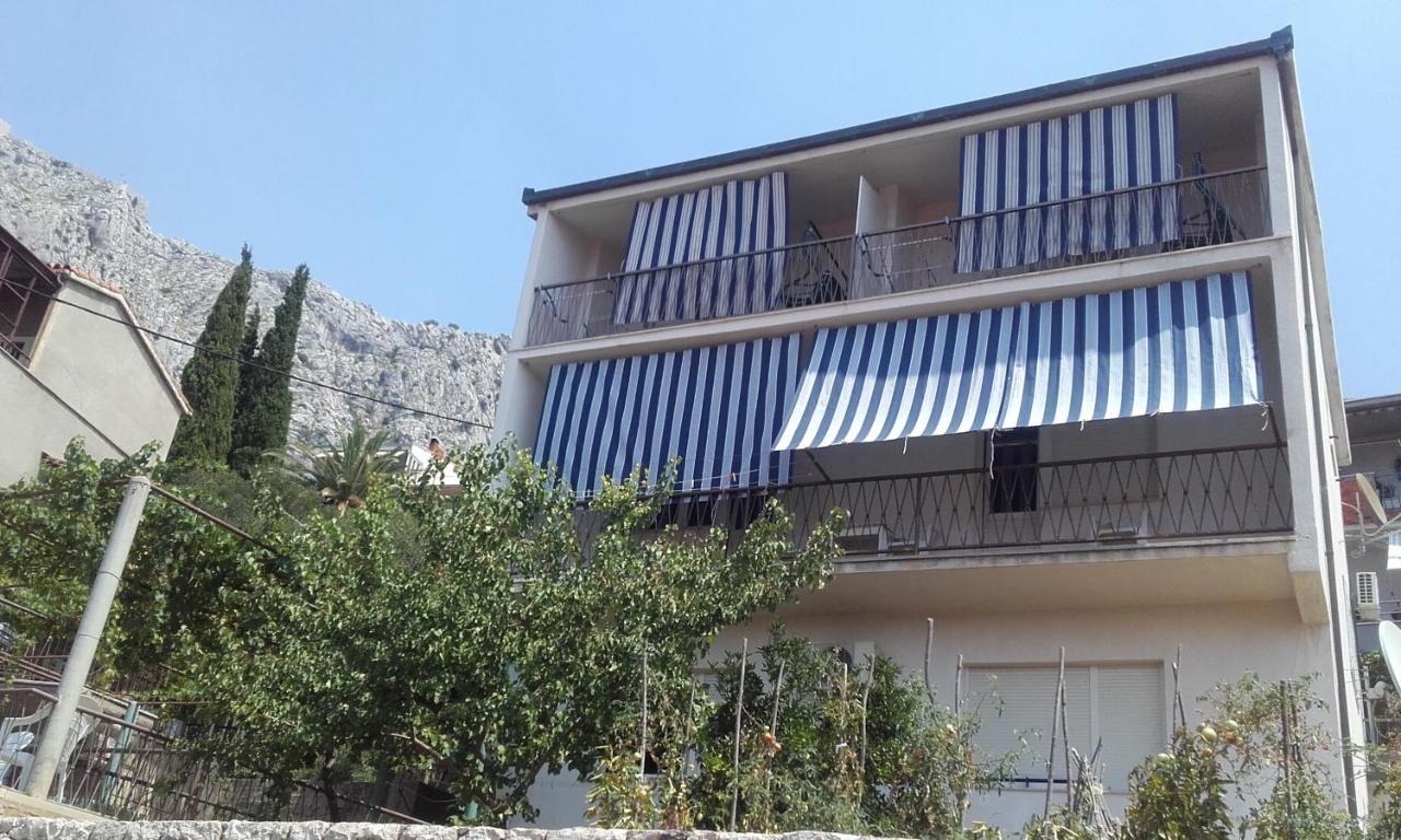 Apartments Ivka Omis Exterior photo